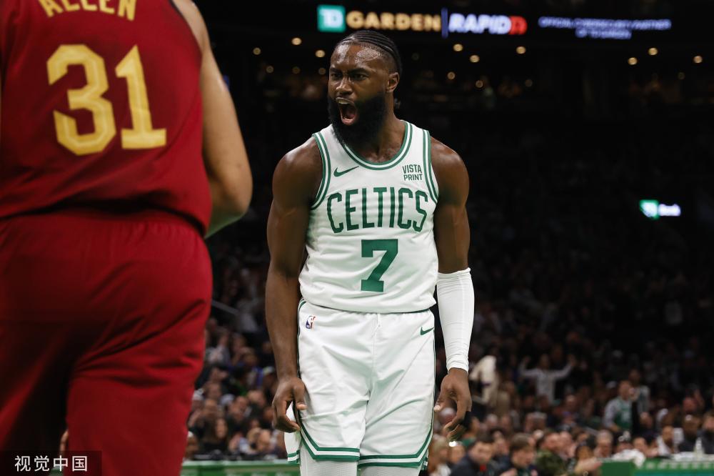 两支球队在 两支球队在